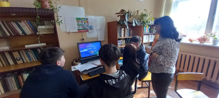 "Знание-сила!.